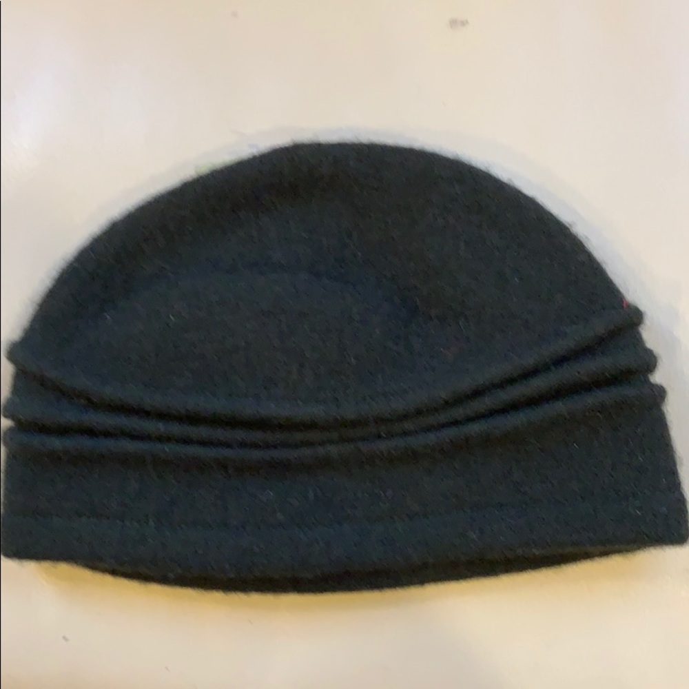 Wool hat - Picture 4 of 4